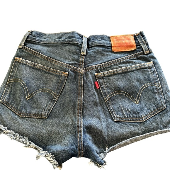 Levi’s 501 High Rise Button~Fly Denim Cut Off Jean Sz 26” Waist 100% Cotton Blue - Picture 2 of 7